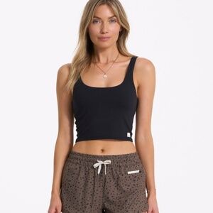 Vuori Black Daily Crop Tank with Built in Bra Size S